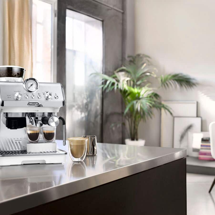 DeLonghi EC9155.WH La Specialista Arte Coffee Machine White — image 6