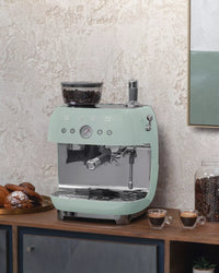 Smeg EGF03PGUK 50s Style Manual Espresso Machine Pastel Green thumbnail 7